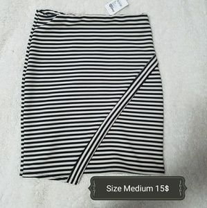 Cream and Black Pencil Skirt